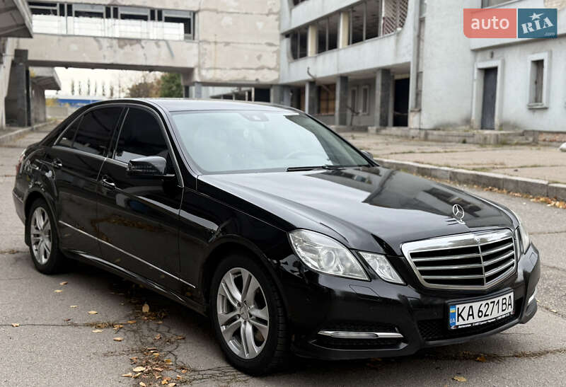 Седан Mercedes-Benz E-Class 2011 в Смілі фото 8 Седан Mercedes-Benz E-Class 2011 в Смілі