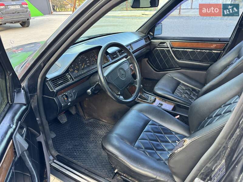 Седан Mercedes-Benz E-Class 1990 в Косове фото 13 Седан Mercedes-Benz E-Class 1990 в Косове