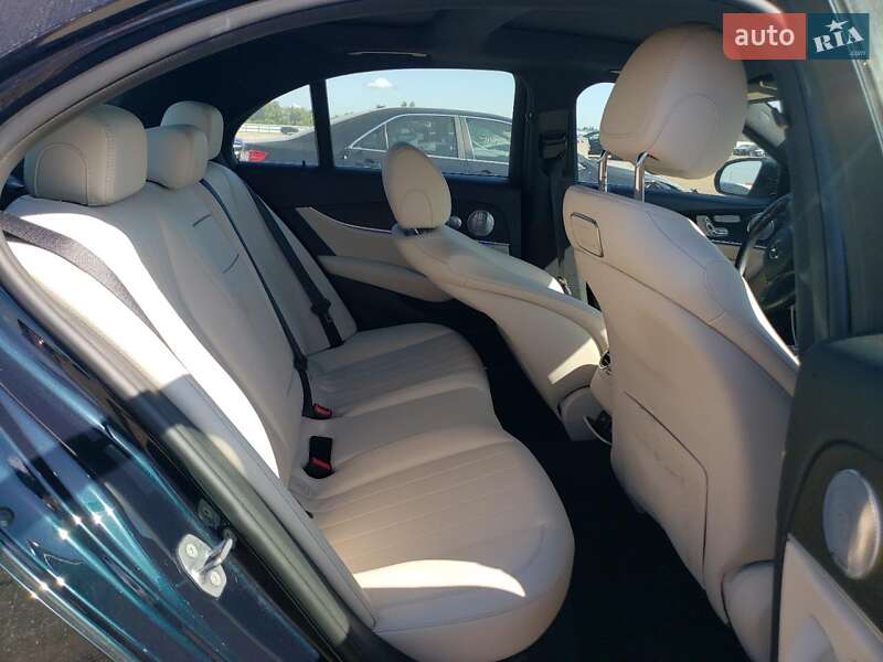 Седан Mercedes-Benz E-Class 2018 в Одесі фото 10 Седан Mercedes-Benz E-Class 2018 в Одесі