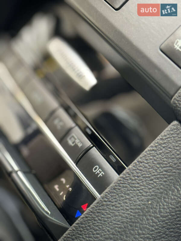 Седан Mercedes-Benz E-Class 2009 в Самборе фото 43 Седан Mercedes-Benz E-Class 2009 в Самборе