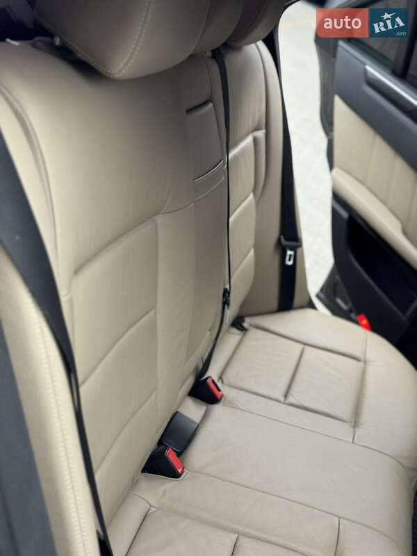 Седан Mercedes-Benz E-Class 2009 в Самборе фото 61 Седан Mercedes-Benz E-Class 2009 в Самборе