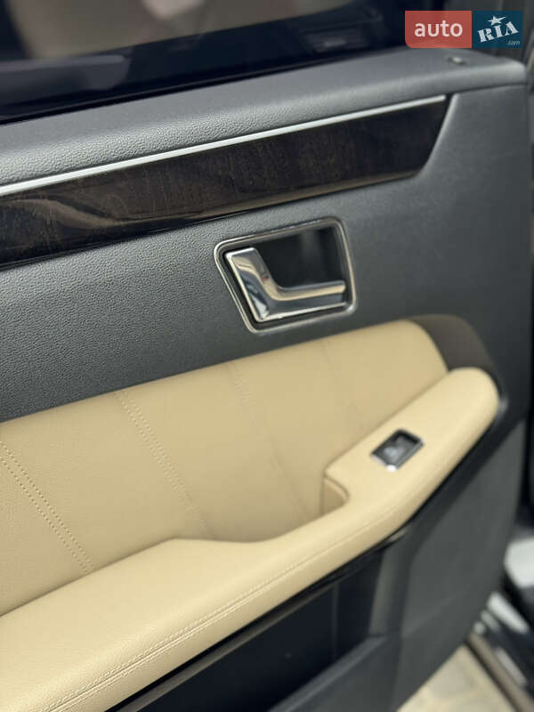 Седан Mercedes-Benz E-Class 2009 в Самборе фото 66 Седан Mercedes-Benz E-Class 2009 в Самборе