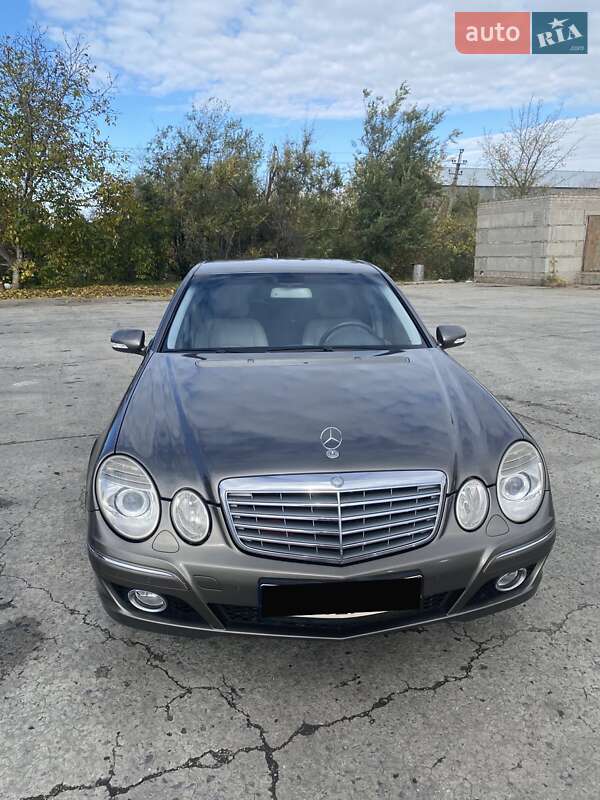 Mercedes-Benz E-Class 2007