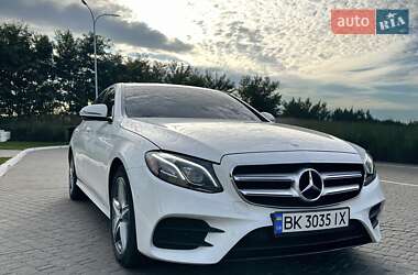 Седан Mercedes-Benz E-Class 2016 в Ровно