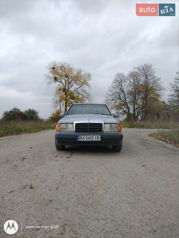 Mercedes-Benz E-Class 1991 Mercedes-Benz E-Class 1991