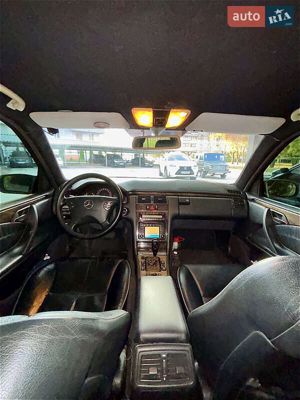 Седан Mercedes-Benz E-Class 2000 в Харькове фото 3 Седан Mercedes-Benz E-Class 2000 в Харькове