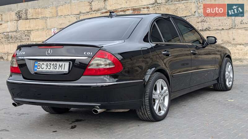 Седан Mercedes-Benz E-Class 2007 в Тернополе