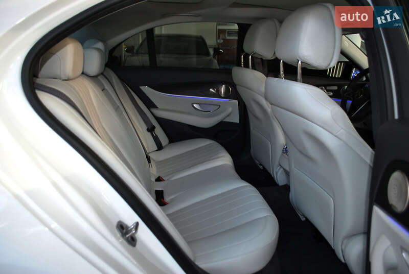 Седан Mercedes-Benz E-Class 2022 в Рівному фото 41 Седан Mercedes-Benz E-Class 2022 в Рівному