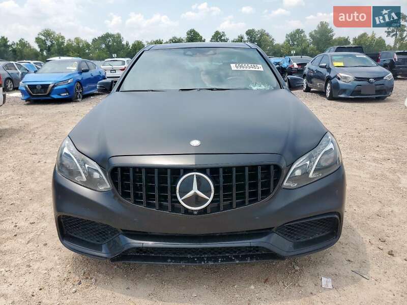 Седан Mercedes-Benz E-Class 2014 в Львові