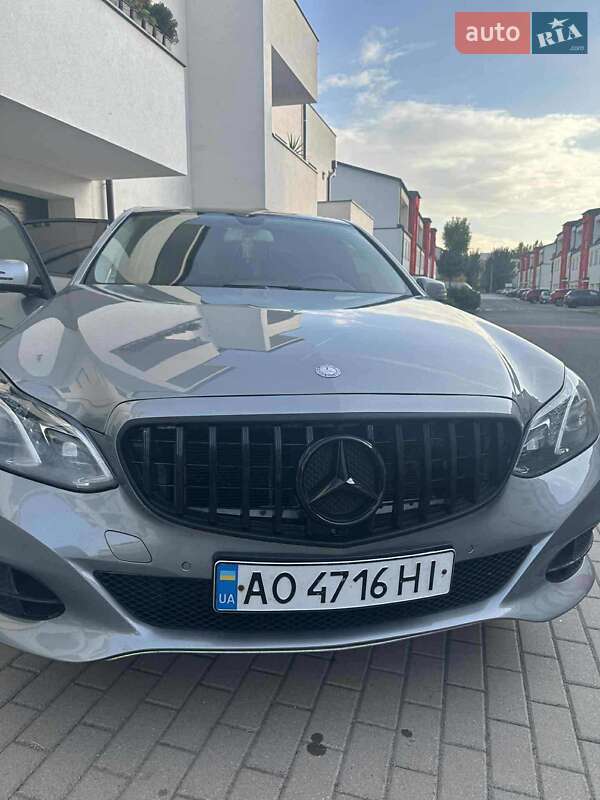 Седан Mercedes-Benz E-Class 2014 в Береговому