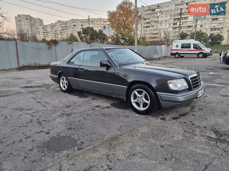 Купе Mercedes-Benz E-Class 1995 в Харькове