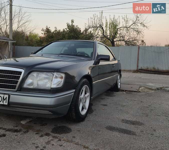 Купе Mercedes-Benz E-Class 1995 в Харькове