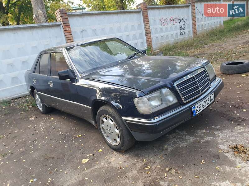 Седан Mercedes-Benz E-Class 1995 в Кривому Розі фото 7 Седан Mercedes-Benz E-Class 1995 в Кривому Розі