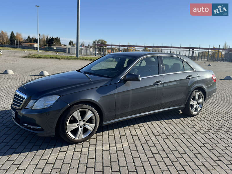 Седан Mercedes-Benz E-Class 2012 в Львові фото 4 Седан Mercedes-Benz E-Class 2012 в Львові