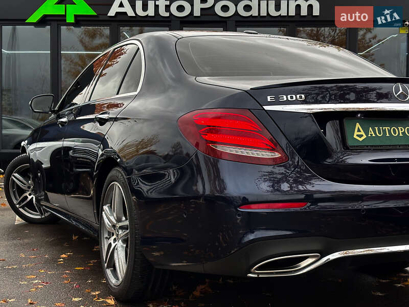 Седан Mercedes-Benz E-Class 2017 в Києві фото 4 Седан Mercedes-Benz E-Class 2017 в Києві