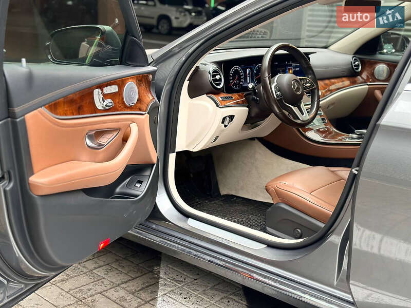 Універсал Mercedes-Benz E-Class 2018 в Києві фото 14 Універсал Mercedes-Benz E-Class 2018 в Києві