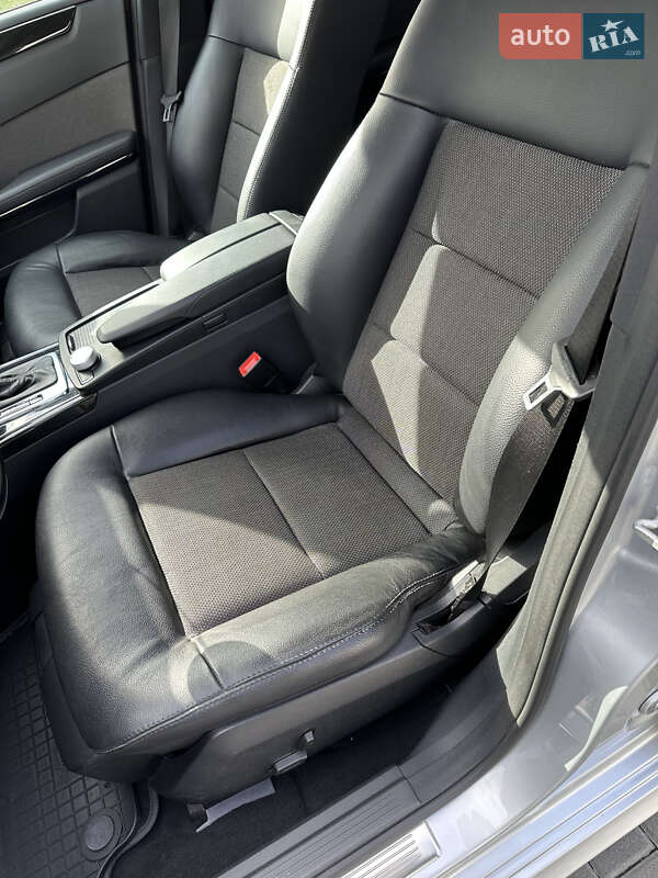 Седан Mercedes-Benz E-Class 2010 в Бершади фото 26 Седан Mercedes-Benz E-Class 2010 в Бершади