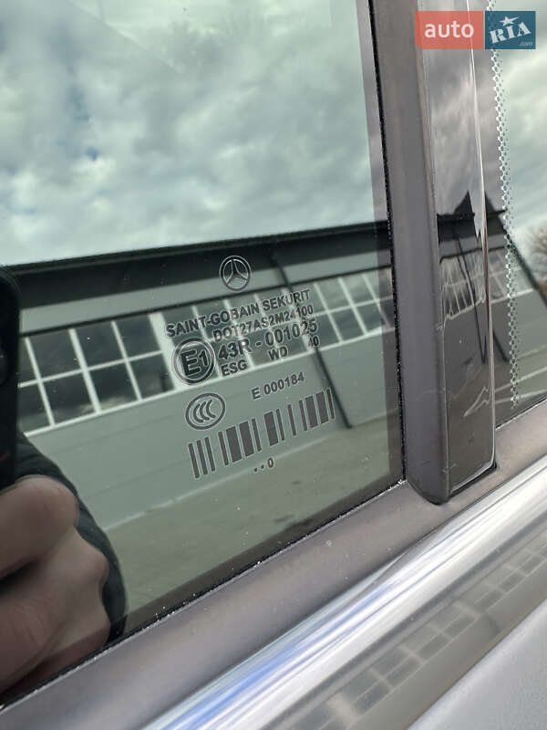 Седан Mercedes-Benz E-Class 2010 в Бершади фото 75 Седан Mercedes-Benz E-Class 2010 в Бершади