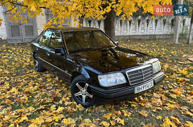 Седан Mercedes-Benz E-Class 1994 в Измаиле