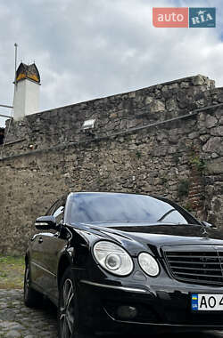 Седан Mercedes-Benz E-Class 2007 в Хусте Седан Mercedes-Benz E-Class 2007 в Хусте