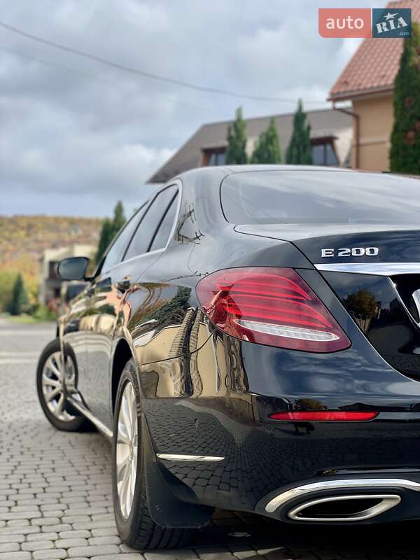 Седан Mercedes-Benz E-Class 2017 в Мукачевому фото 15 Седан Mercedes-Benz E-Class 2017 в Мукачевому