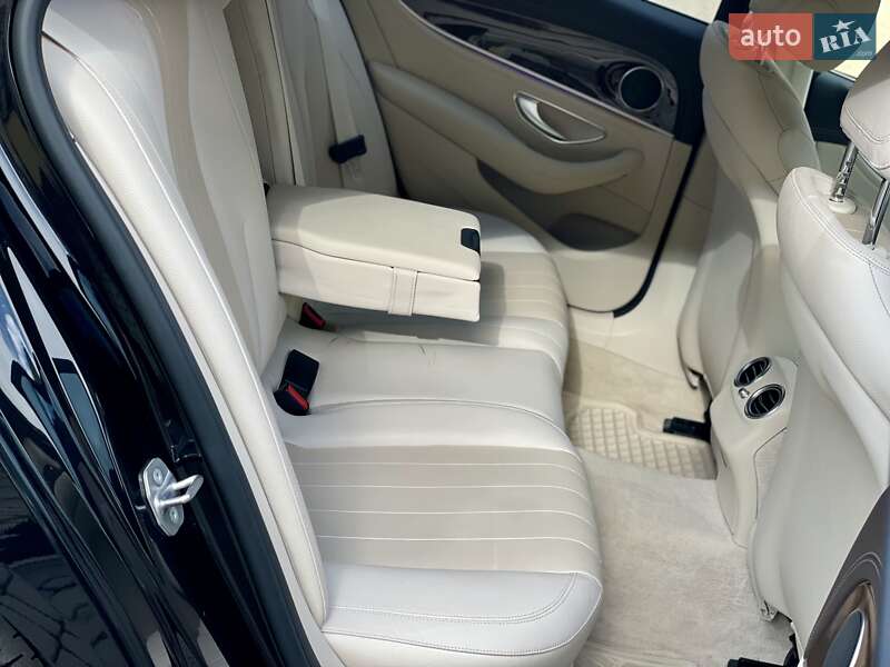 Седан Mercedes-Benz E-Class 2017 в Мукачевому фото 24 Седан Mercedes-Benz E-Class 2017 в Мукачевому