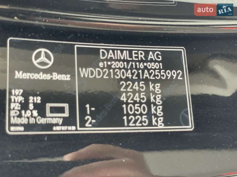 Седан Mercedes-Benz E-Class 2017 в Мукачевому фото 35 Седан Mercedes-Benz E-Class 2017 в Мукачевому