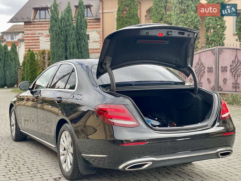 Седан Mercedes-Benz E-Class 2017 в Мукачевому фото 58 Седан Mercedes-Benz E-Class 2017 в Мукачевому