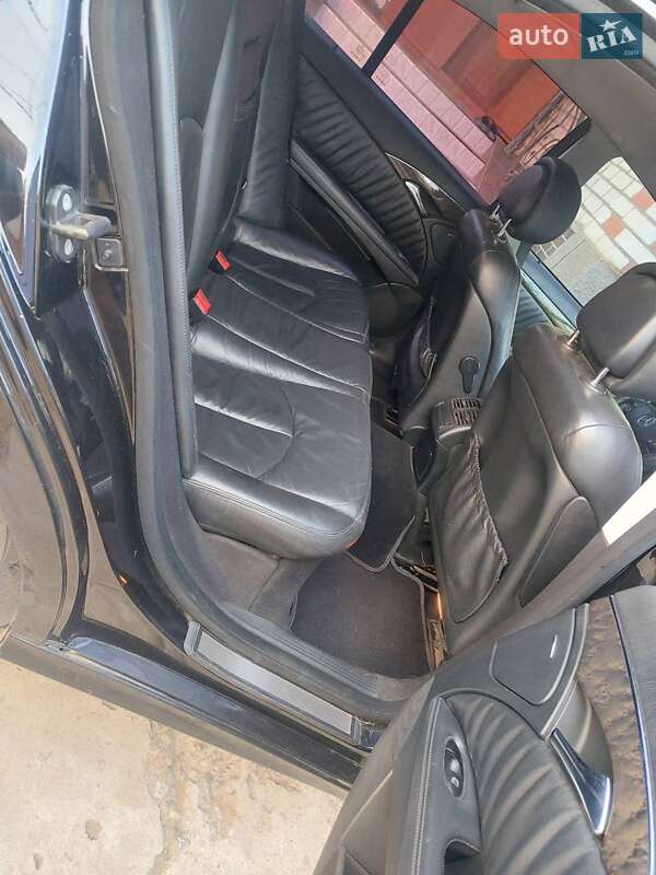 Седан Mercedes-Benz E-Class 2007 в Снигиревке