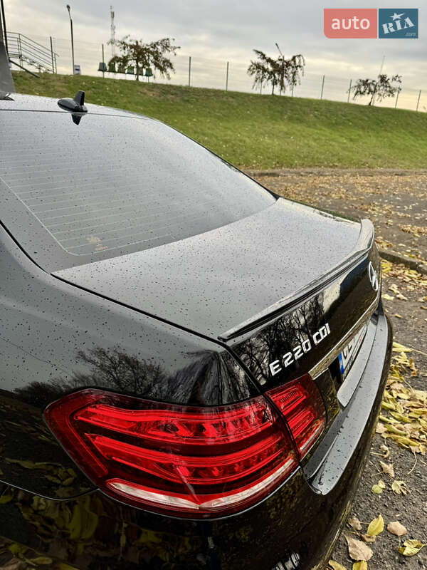 Седан Mercedes-Benz E-Class 2015 в Чернівцях фото 5 Седан Mercedes-Benz E-Class 2015 в Чернівцях