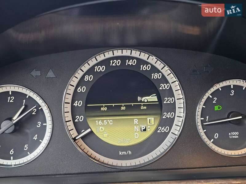 Универсал Mercedes-Benz E-Class 2012 в Львове