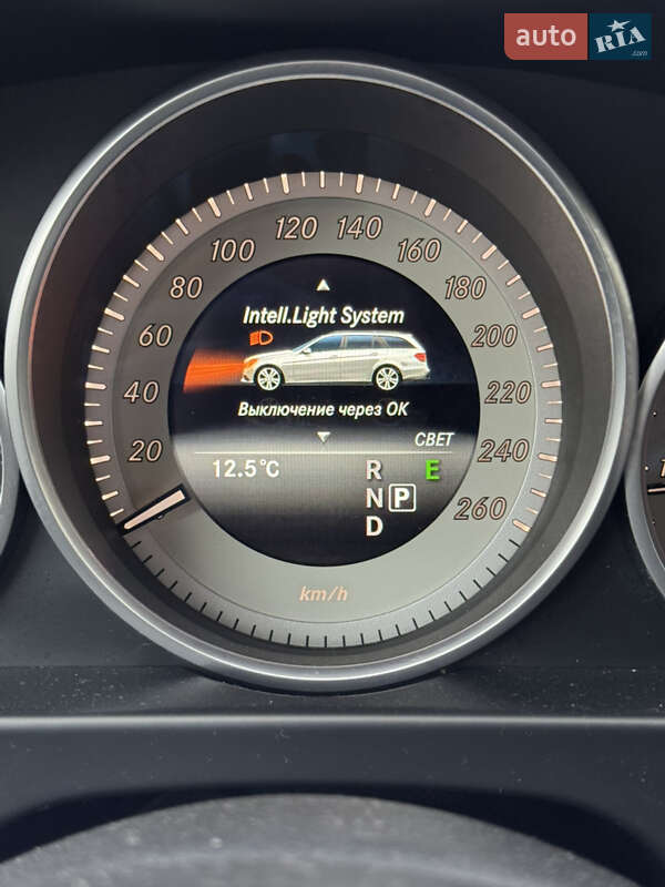 Универсал Mercedes-Benz E-Class 2015 в Ровно фото 21 Универсал Mercedes-Benz E-Class 2015 в Ровно