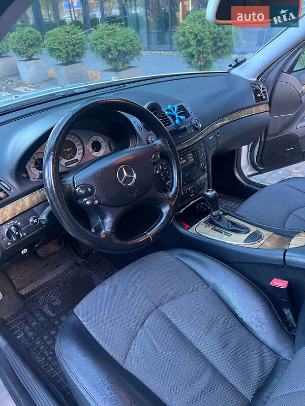 Седан Mercedes-Benz E-Class 2006 в Львове фото 11 Седан Mercedes-Benz E-Class 2006 в Львове