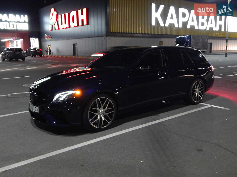 Универсал Mercedes-Benz E-Class 2018 в Киеве
