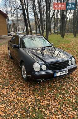 Седан Mercedes-Benz E-Class 2001 в  фото 9 Седан Mercedes-Benz E-Class 2001 в