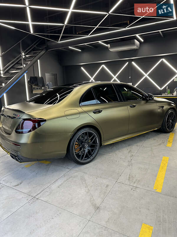 Седан Mercedes-Benz E-Class 2018 в Киеве фото 42 Седан Mercedes-Benz E-Class 2018 в Киеве