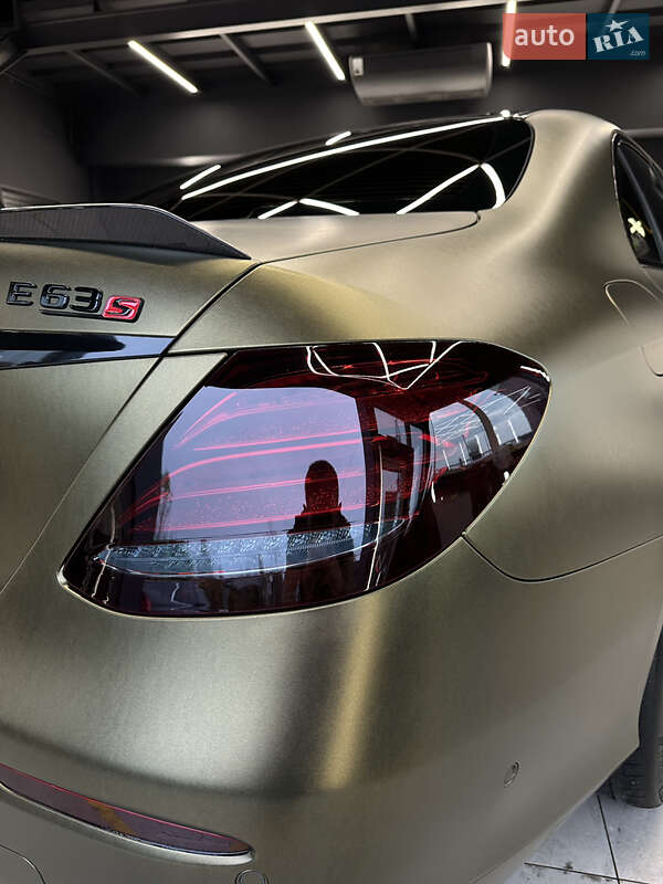 Седан Mercedes-Benz E-Class 2018 в Киеве фото 44 Седан Mercedes-Benz E-Class 2018 в Киеве