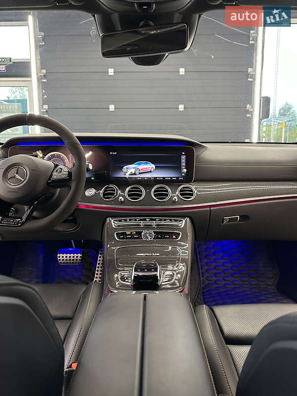 Седан Mercedes-Benz E-Class 2018 в Киеве фото 63 Седан Mercedes-Benz E-Class 2018 в Киеве