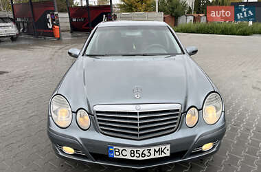 Седан Mercedes-Benz E-Class 2005 в  фото 10 Седан Mercedes-Benz E-Class 2005 в