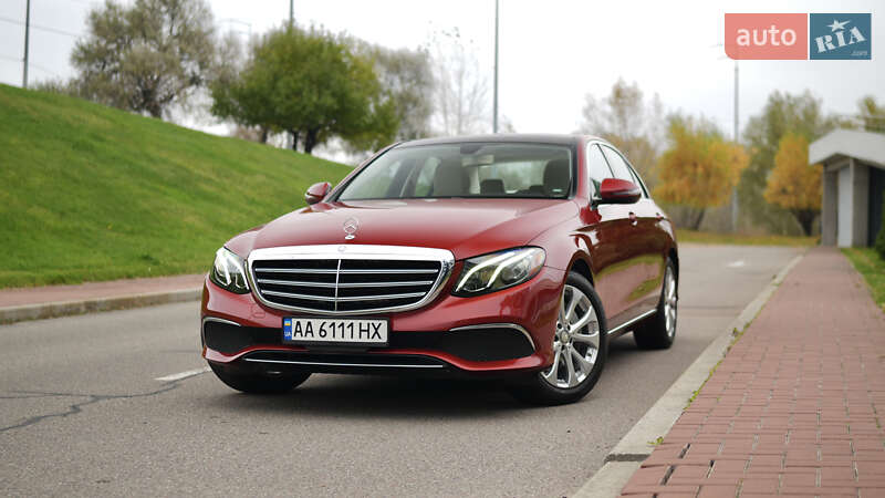 Седан Mercedes-Benz E-Class 2016 в Киеве