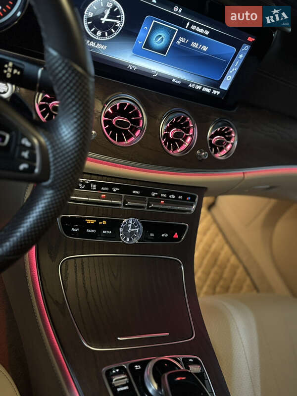 Седан Mercedes-Benz E-Class 2016 в Киеве