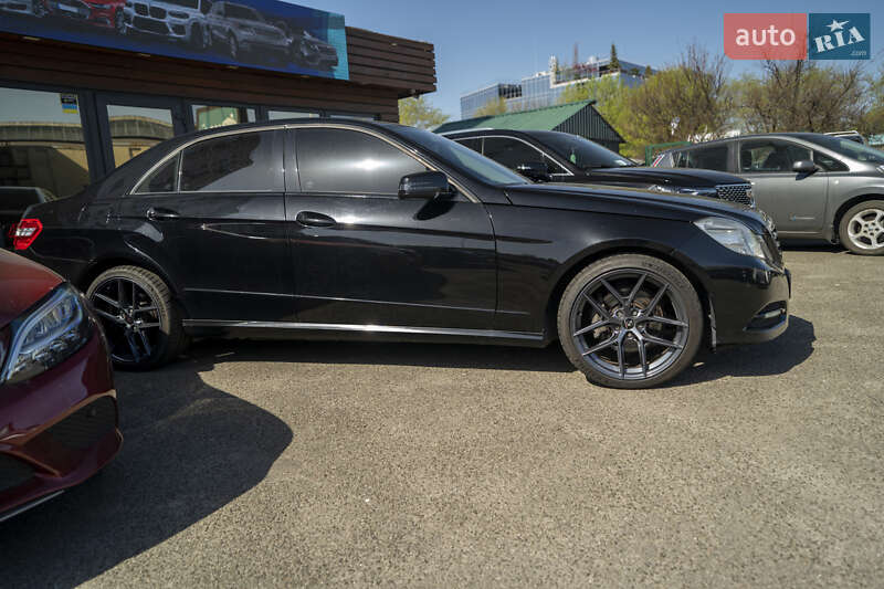 Седан Mercedes-Benz E-Class 2010 в Киеве фото 5 Седан Mercedes-Benz E-Class 2010 в Киеве