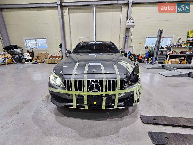 Седан Mercedes-Benz E-Class 2017 в Львові