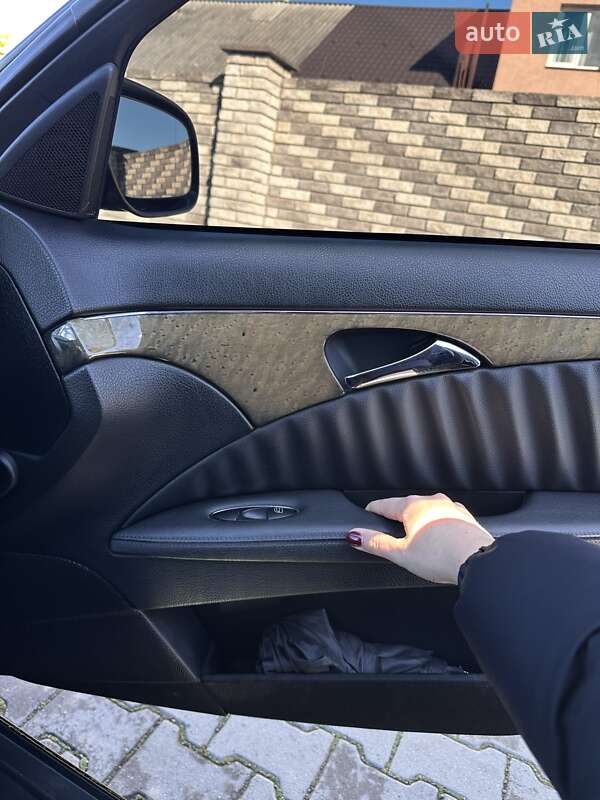 Седан Mercedes-Benz E-Class 2007 в Чернівцях фото 14 Седан Mercedes-Benz E-Class 2007 в Чернівцях
