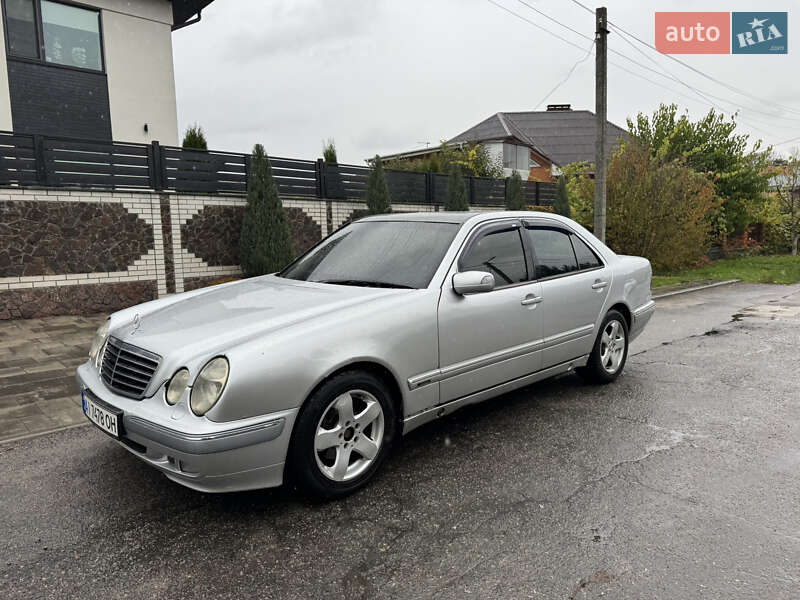 Mercedes-Benz E-Class 2000 Mercedes-Benz E-Class 2000