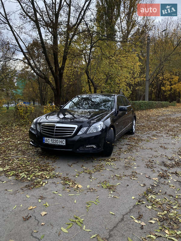 Mercedes-Benz E-Class 2010 Mercedes-Benz E-Class 2010