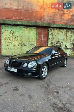 Седан Mercedes-Benz E-Class 2006 в Чернігові