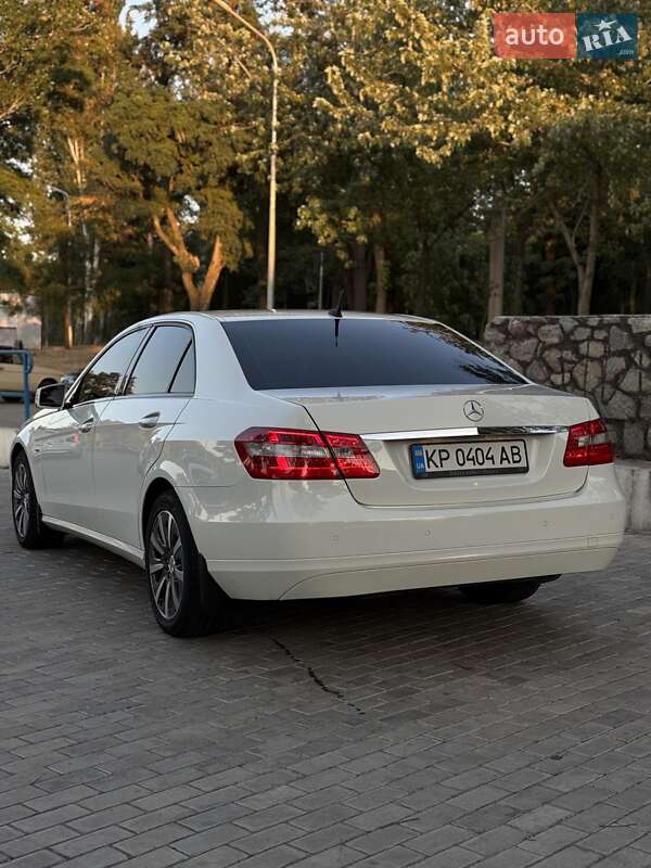 Седан Mercedes-Benz E-Class 2010 в Запоріжжі фото 9 Седан Mercedes-Benz E-Class 2010 в Запоріжжі