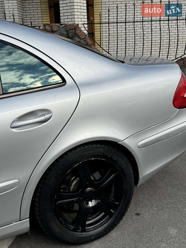 Седан Mercedes-Benz E-Class 2004 в Вінниці