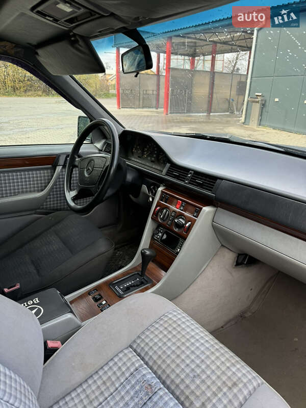 Универсал Mercedes-Benz E-Class 1996 в Бориславе